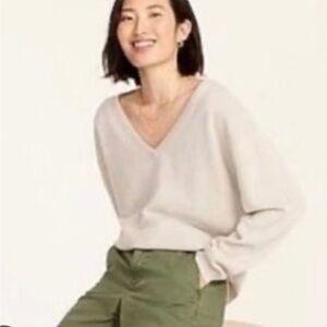 MOUSSY vintage Vneck sweater small